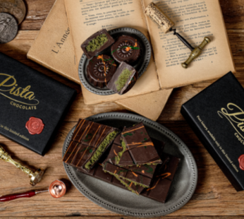 Premium Dubai Pistachio Chocolate Gift Set (Kadaif 31%)