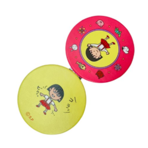 Maruko is a nine-year-old folding portable round hand mirror